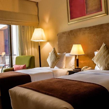 Mercure Hotel Apartments Dubai Barsha Heights מראה חיצוני תמונה