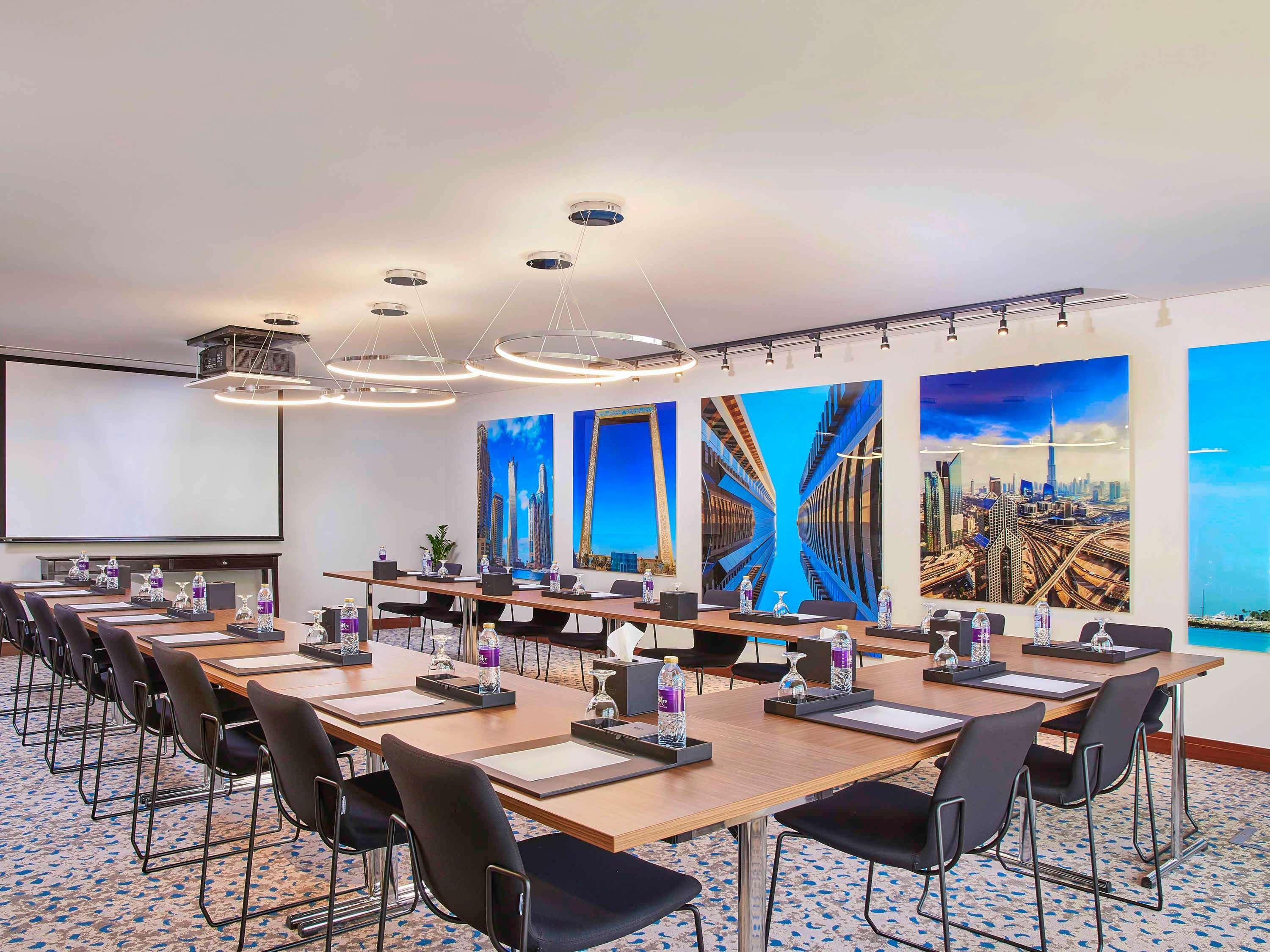 Mercure Hotel Apartments Dubai Barsha Heights מראה חיצוני תמונה