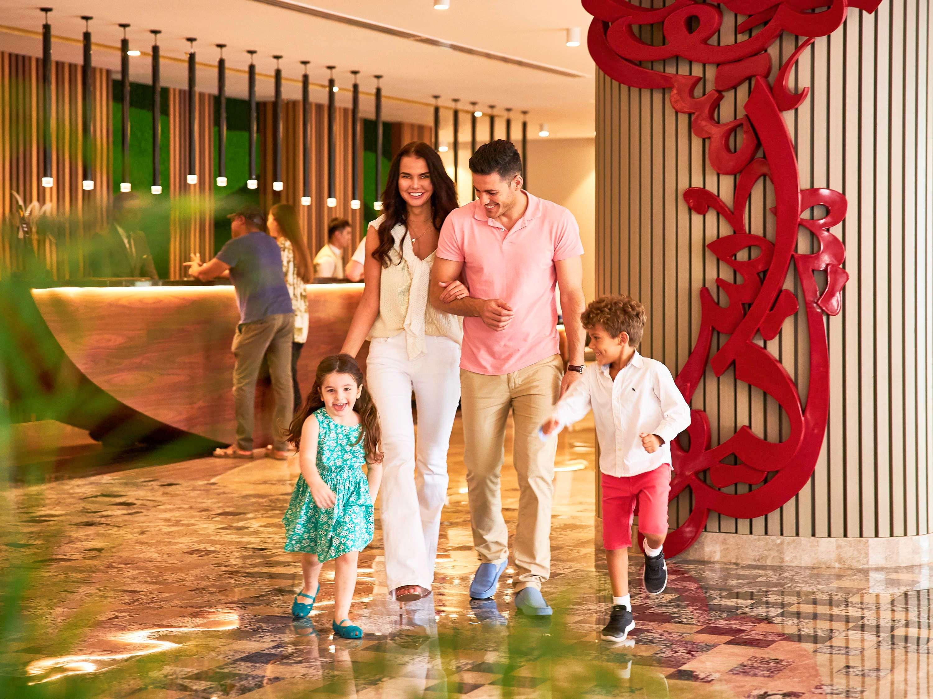 Mercure Hotel Apartments Dubai Barsha Heights מראה חיצוני תמונה
