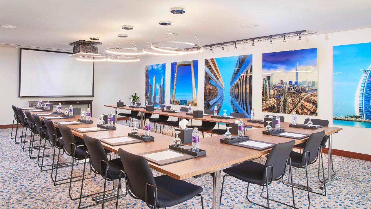 Mercure Hotel Apartments Dubai Barsha Heights מראה חיצוני תמונה