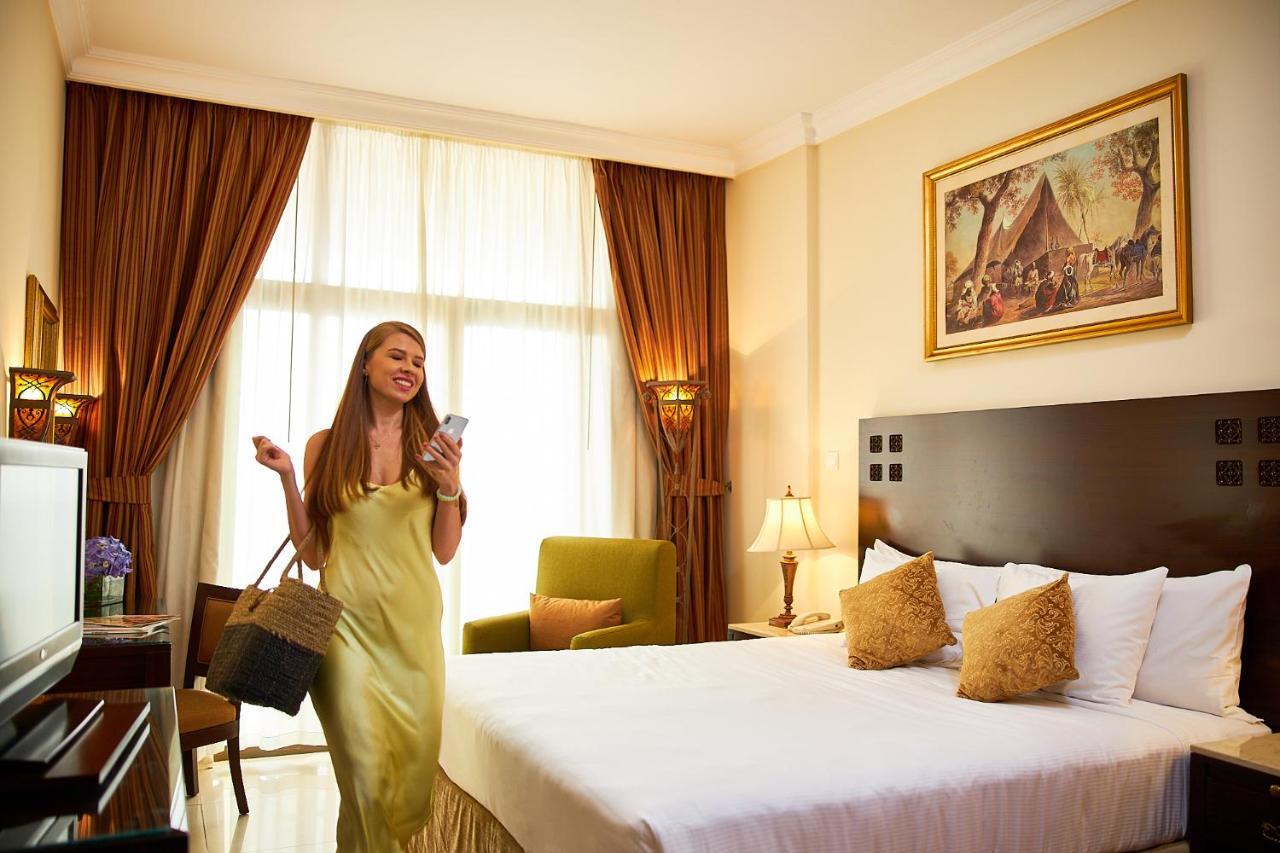 Mercure Hotel Apartments Dubai Barsha Heights מראה חיצוני תמונה